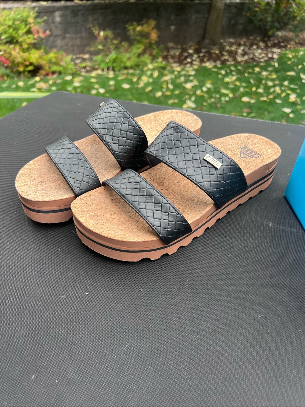 REEF Cushion Vista Hi — Natural Braid, size 8.